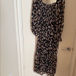 Moon River Black and Pink Long Sleeve Dress